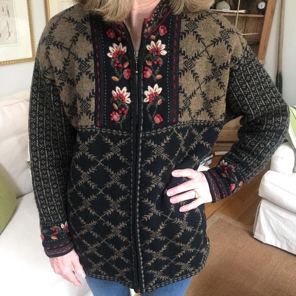Icelandic Wool Sweater/Jacket